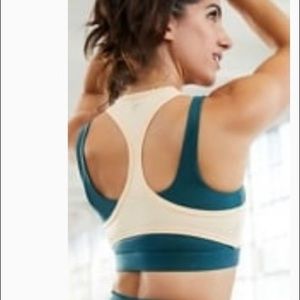 Fabletics Madison high-impact sports bra